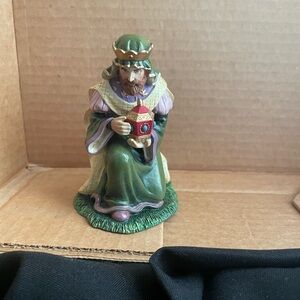 Regal Holiday King Figurine - Green and Gold